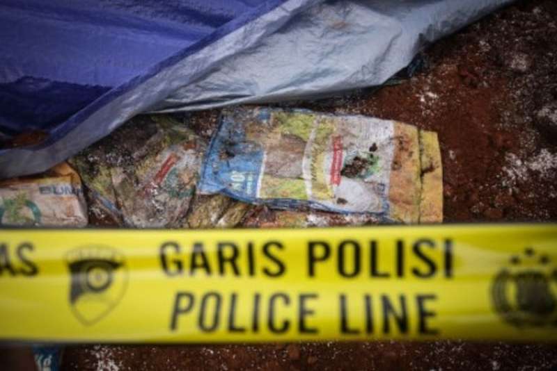 kasus-penguburan-beras-bansos-di-depok-polisi-hentikan-penyelidikan