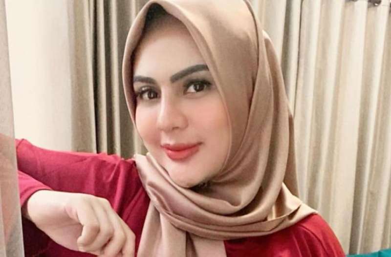 apakah-ada-masalah-dalam-rumah-tangga-anggita-sari-sehigga-ia-lepas-hijab