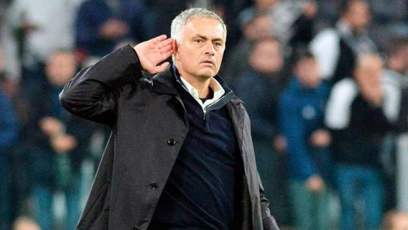 selebrasi-mourinho-di-laga-ke-1-000