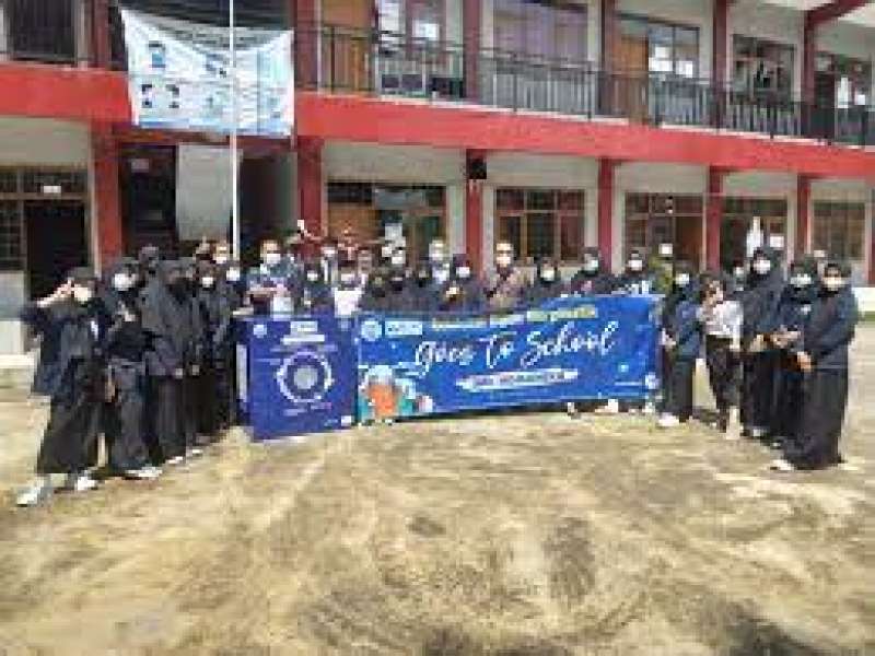 edukasi-bijak-berplastik-dari-pabrik-aqua-ciherang-di-smk-humanika-menjadi-upaya-berbagi-kebaikan-dengan-lingkungan-sekitar