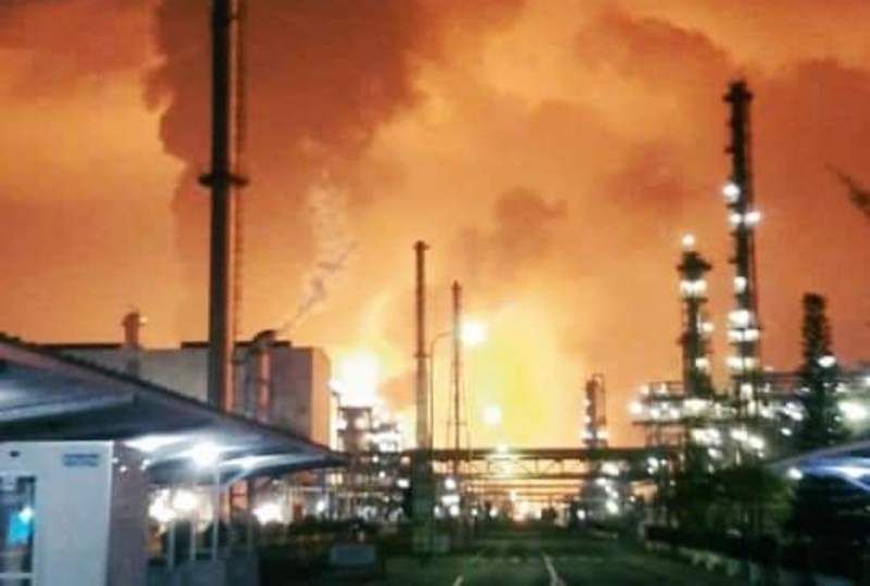 kebakaran-terjadi-pada-salah-satu-pertamina-terbesar-di-indonesia-apa-penyebabnya