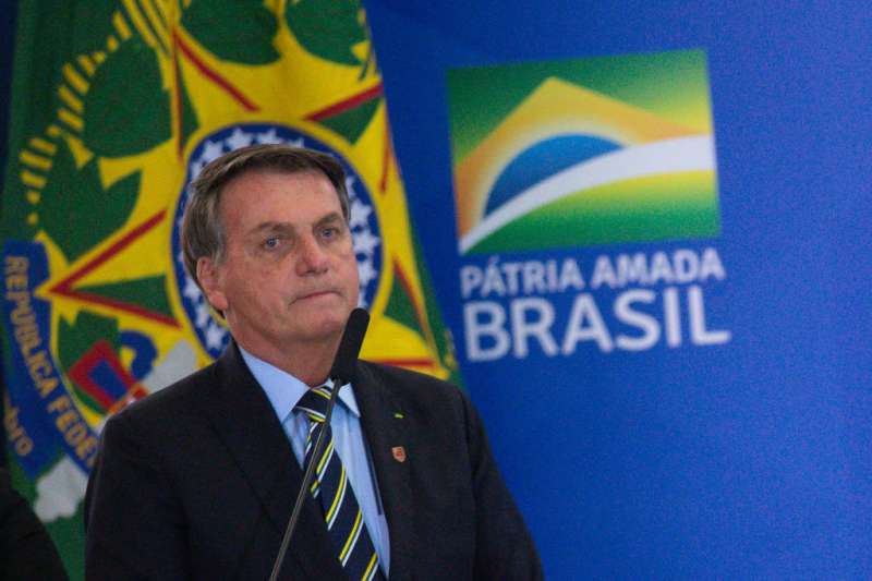 presiden-brazil-positif-covid-19