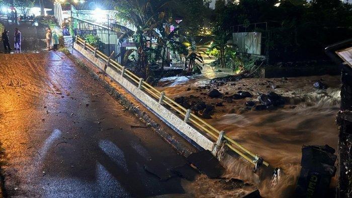 banjir-bandang-puncak-bogor-2025-permukiman-terendam-jembatan-putus-dan-upaya-evakuasi