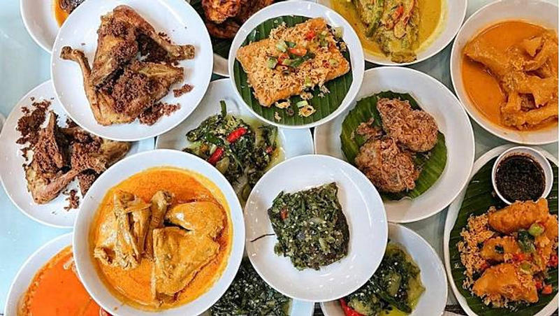 makanan-khas-minangkabau-identik-dengan-rasa-pedas-menggugah-selera