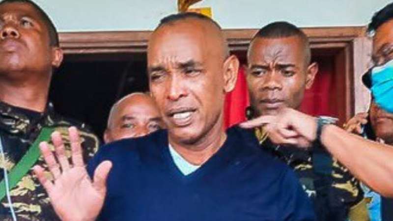 helikopter-jatuh-di-laut-menteri-madagaskar-berenang-12-jam-ke-pantai