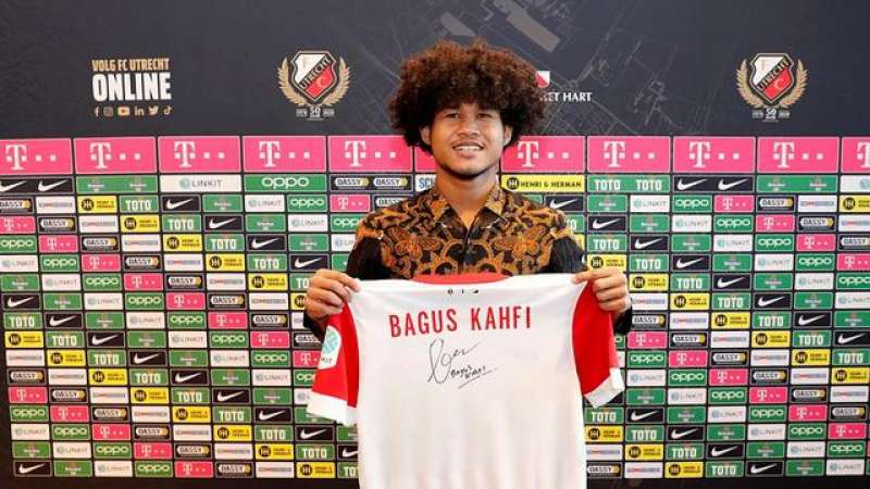 bagus-kahfi-resmi-jadi-pemain-fc-utrech-senior