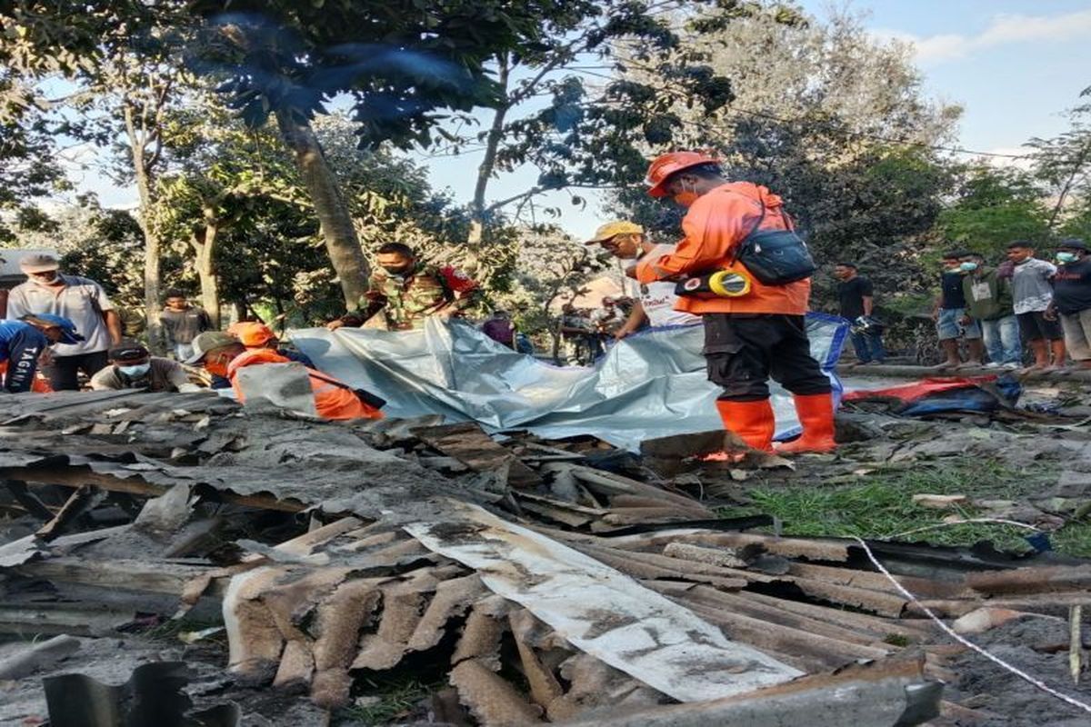 korban-erupsi-gunung-lewotobi-bertambah-10-warga-meninggal-dunia-ribuan-mengungsi