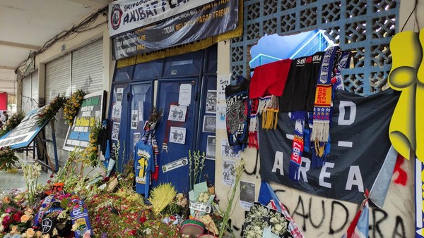 2-tahun-tragedi-kanjuruhan-luka-mendalam-sepak-bola-indonesia-belum-sembuh