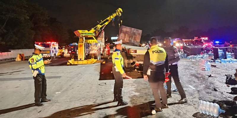 tragedi-kecelakaan-maut-di-tol-ciawi-kronologi-penyebab-dan-dampaknya