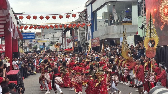 meriah-dan-penuh-warna-perayaan-cap-go-meh-di-surya-kencana-bogor-yang-menggugah-hati