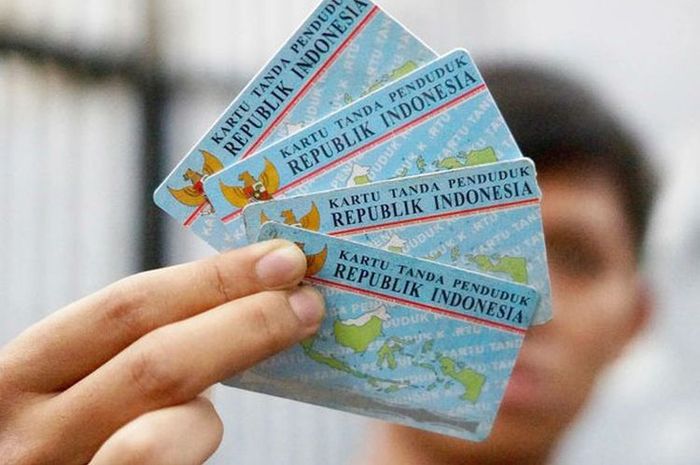 kasus-pencurian-ribuan-data-ktp-untuk-registrasi-sim-card-kominfo-akan-panggil-operator