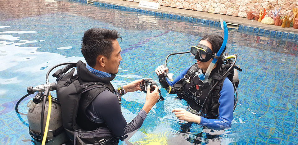 panduan-lengkap-cara-diving-yang-benar-tips-teknik-dan-keamanan-yang-harus-diperhatikan