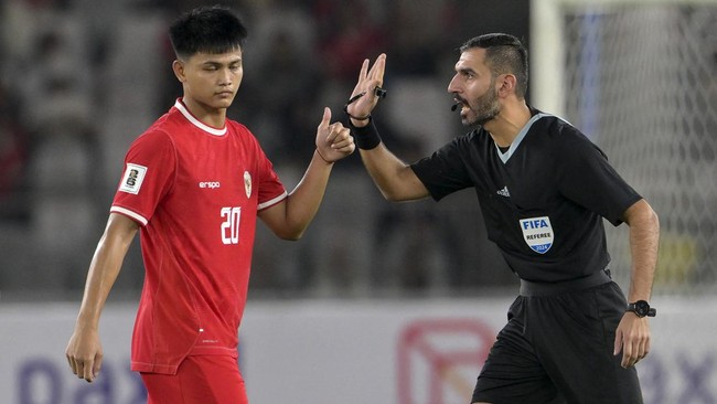 indonesia-vs-australia-wasit-salman-falahi-kembali-menghadapi-sorotan