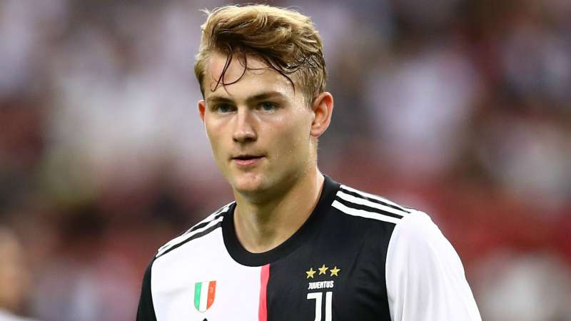 de-ligt-menyesal-tak-pilih-barcelona-saat-sebelum-ke-juventus