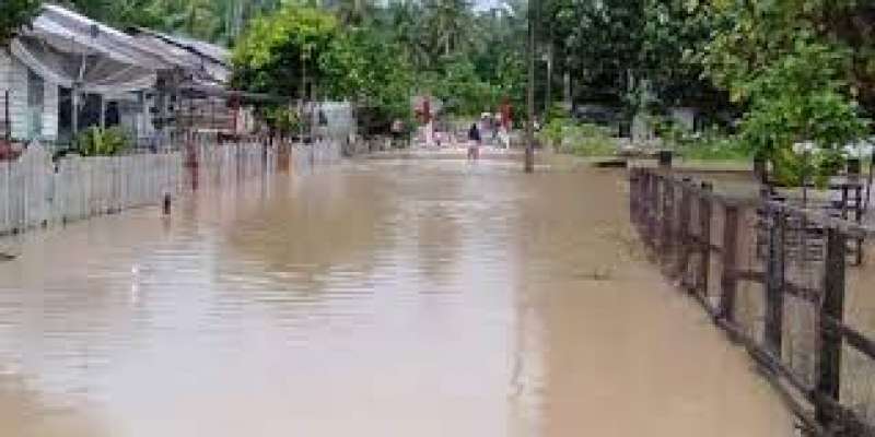 7-daerah-di-aceh-tergenang-banjir-ribuan-orang-mengungsi