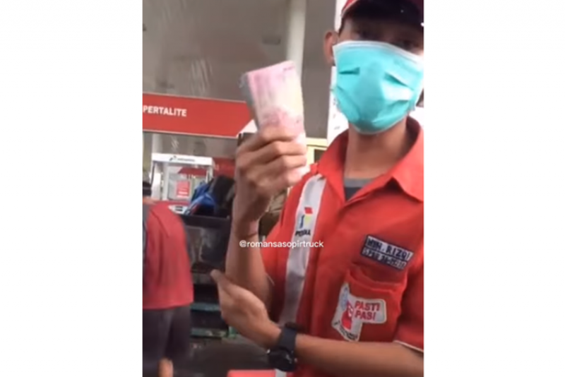 viral-video-petugas-spbu-di-bintaro-lakukan-kecurangan-mengurangi-jumlah-liter-bbm-pelanggan-ini-kata-pertamina