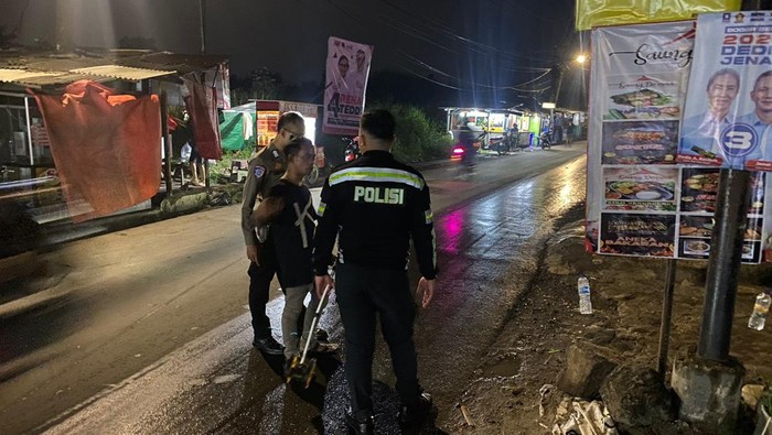 polisi-sopir-angkot-yang-tabrak-keluarga-di-bogor-diduga-mabuk